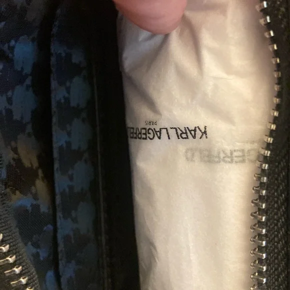 Karl Lagerfeld Crossbody - Picture 5 of 8